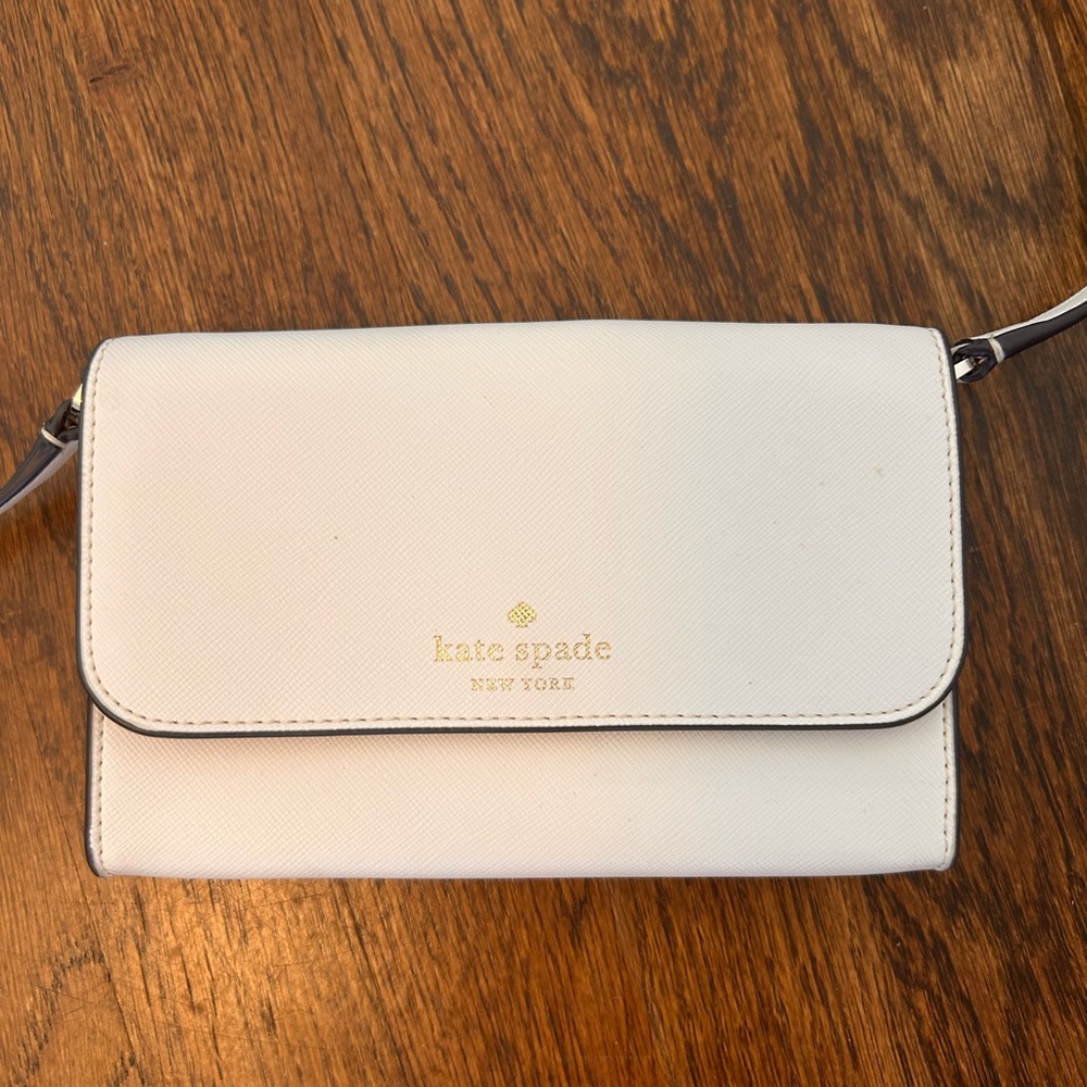 Barely used Kate Spade purse